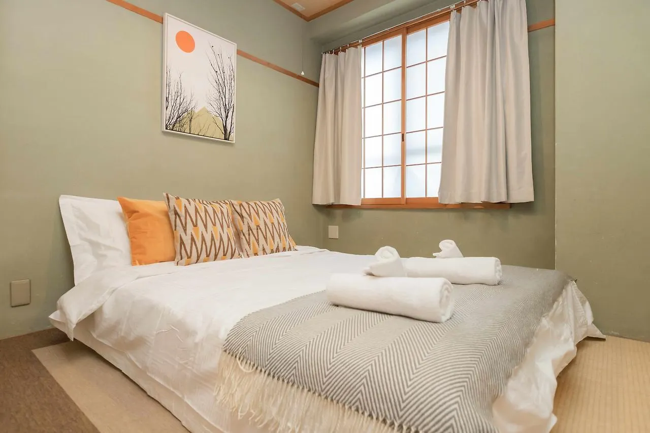Orenge Hotel Apartment Ósaka