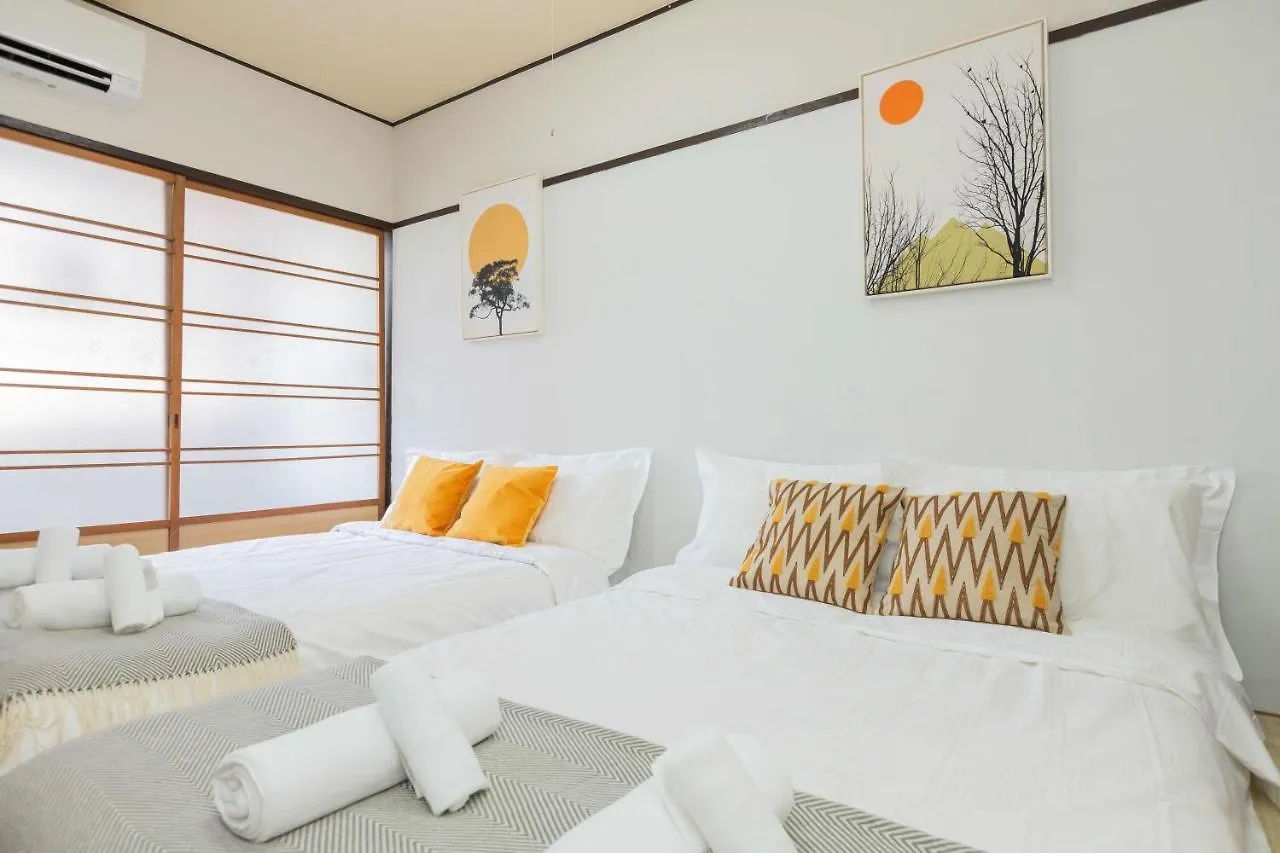Orenge Hotel Apartment Ósaka